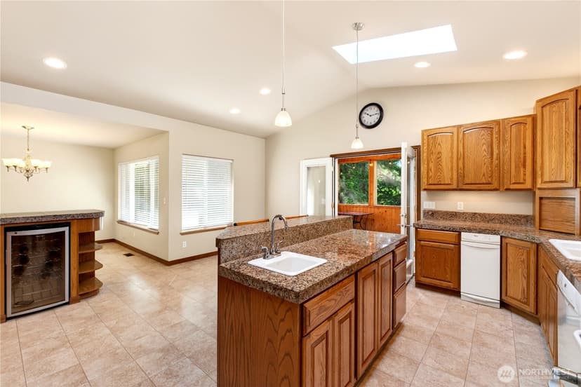 Property photo for 17924 2nd Street E, Lake Tapps photo 12