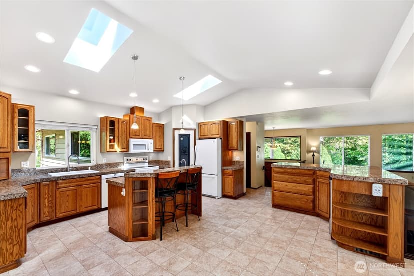 Property photo for 17924 2nd Street E, Lake Tapps photo 11