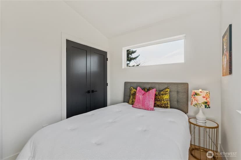 Property photo for 6315 9th Avenue NW, Seattle photo 18