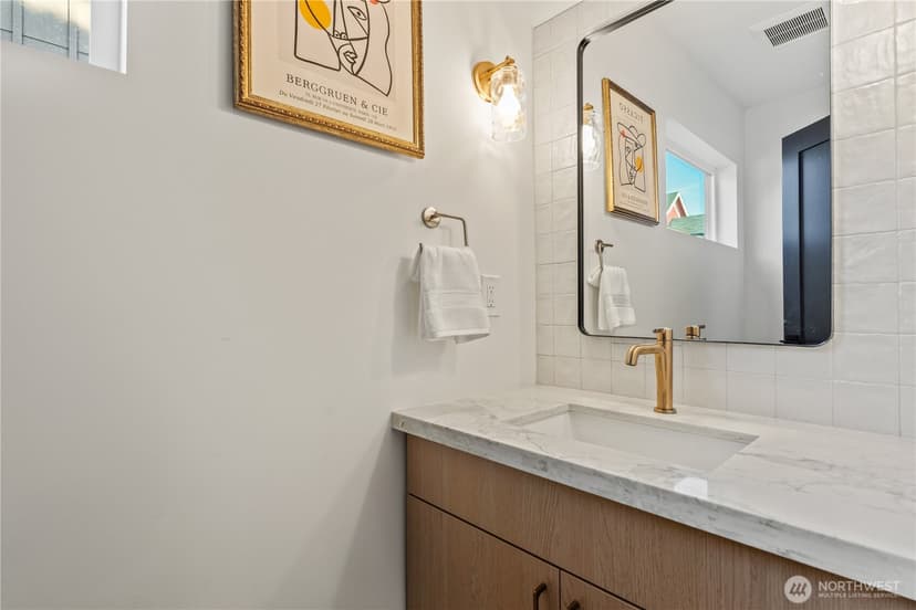 Property photo for 6315 9th Avenue NW, Seattle photo 9