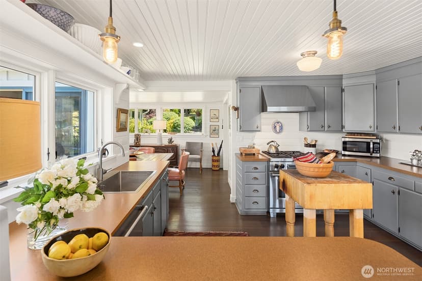 Property photo for 10050 SW Dock Street, Vashon photo 23