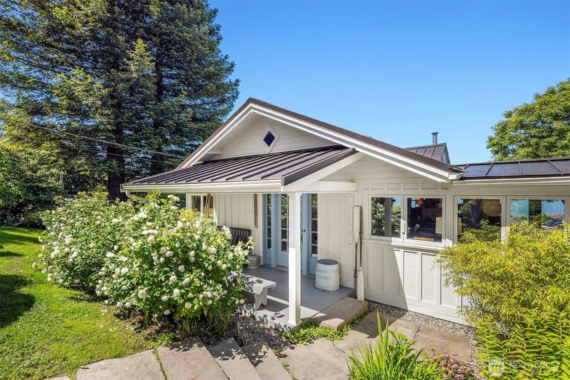 Property photo for 10050 SW Dock Street, Vashon photo 7