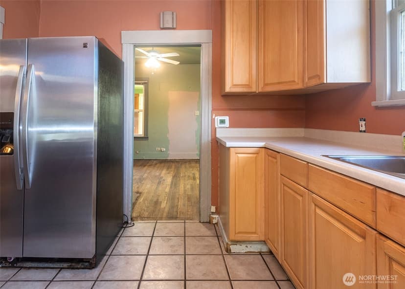 Property photo for 2214 N 60th Street, Seattle photo 3