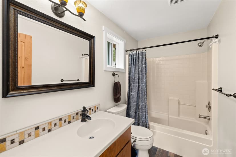 Property photo for 7510 110th Street E, Puyallup photo 18
