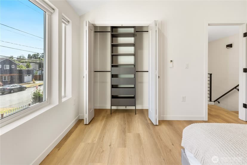 Property photo for 4506 S Kenyon St, Seattle photo 17