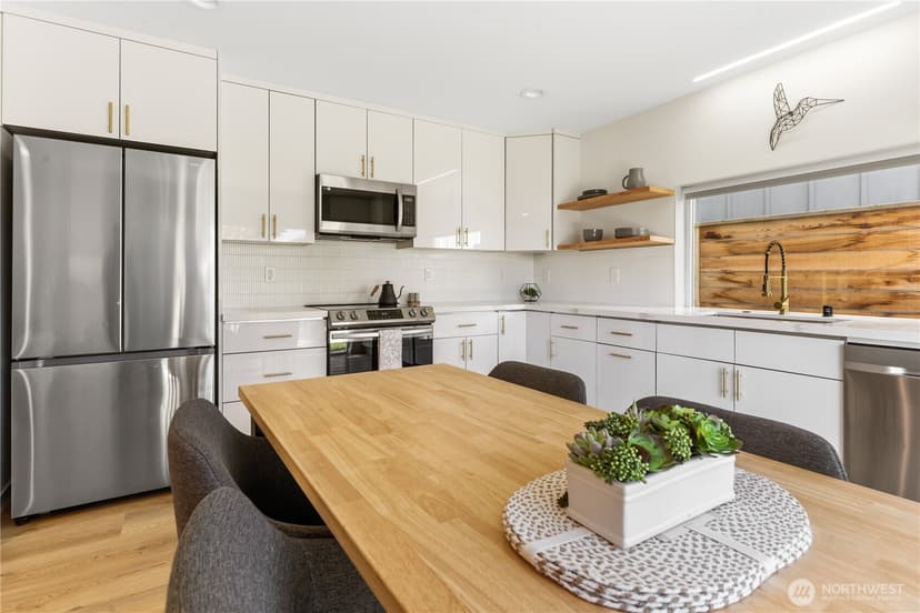 Property photo for 4506 S Kenyon St, Seattle photo 11