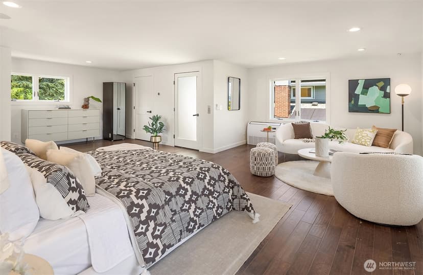 Property photo for 1810 Madrona Drive, Seattle photo 17