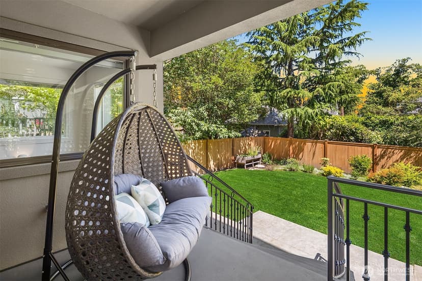 Property photo for 1810 Madrona Drive, Seattle photo 31