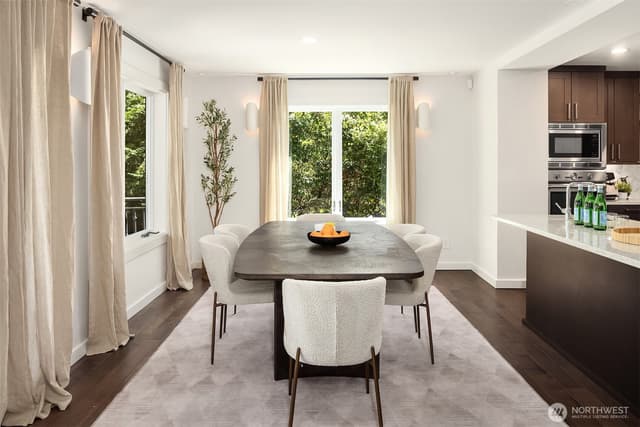 Property photo for 1810 Madrona Drive, Seattle photo 5