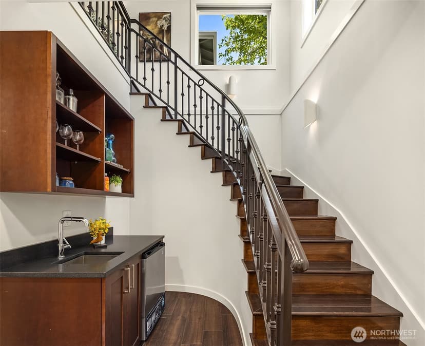 Property photo for 1810 Madrona Drive, Seattle photo 26