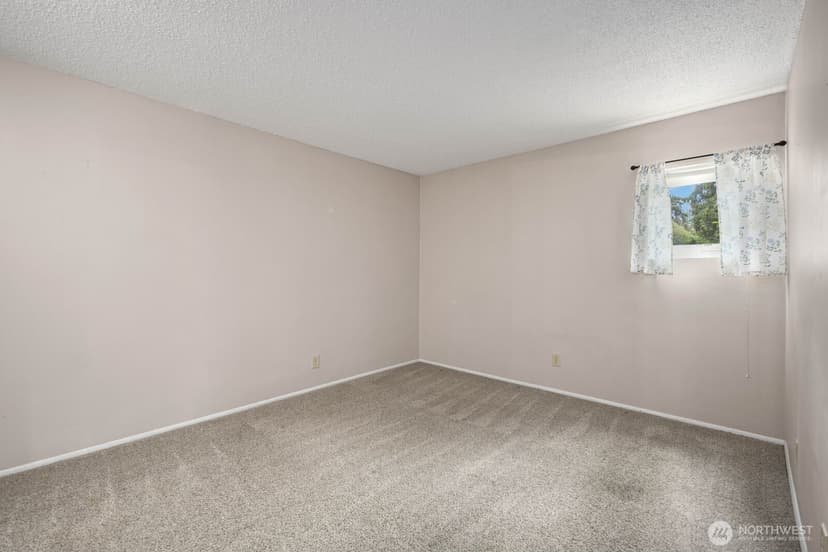 Property photo for 1425 S Puget Drive #117, Renton photo 19