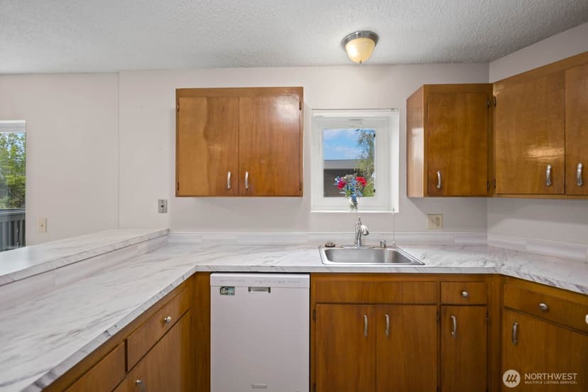 Property photo for 1425 S Puget Drive #117, Renton photo 12