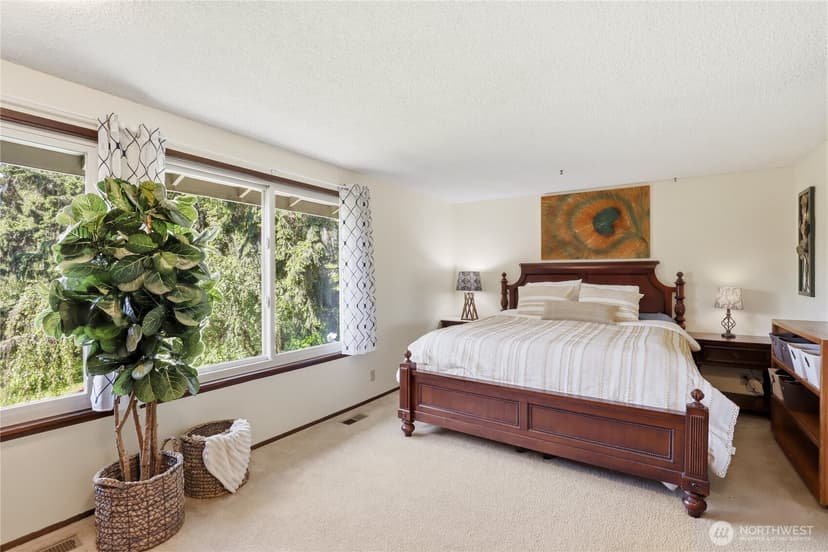 Property photo for 1041 Ihland Place NE, Bainbridge Island photo 17