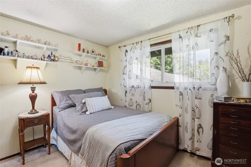 Property photo for 1041 Ihland Place NE, Bainbridge Island photo 20