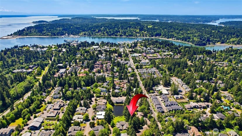 Property photo for 1041 Ihland Place NE, Bainbridge Island photo 31