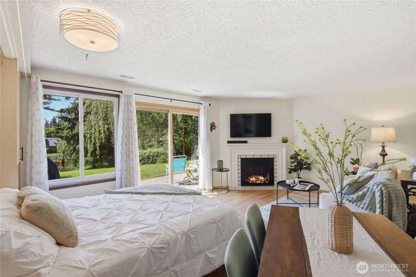 Property photo for 1041 Ihland Place NE, Bainbridge Island photo 11