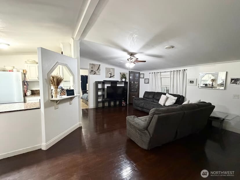 Property photo for 607 37TH Street SE #105, Auburn photo 7