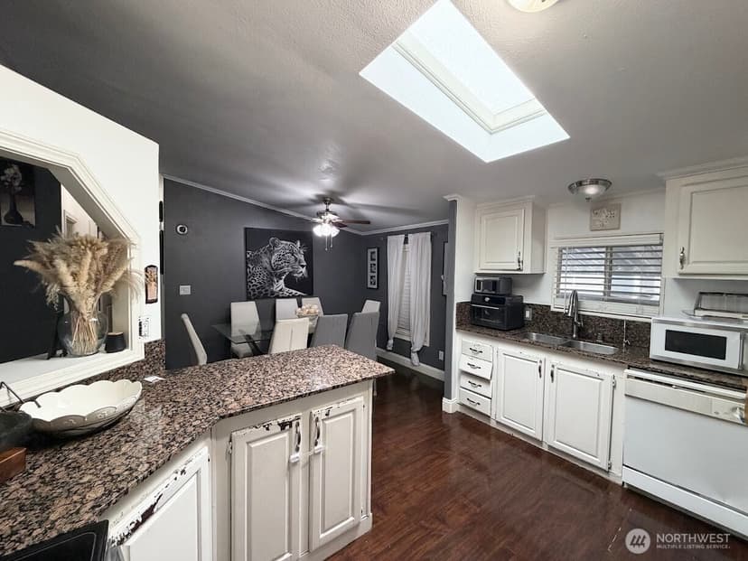Property photo for 607 37TH Street SE #105, Auburn photo 4
