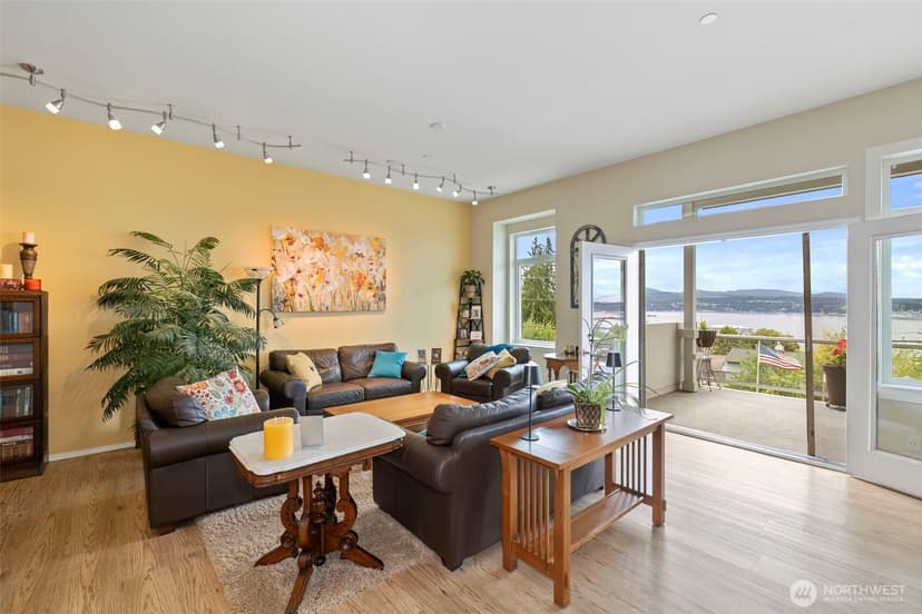 Property photo for 219 Tracy Avenue N #202, Port Orchard photo 9