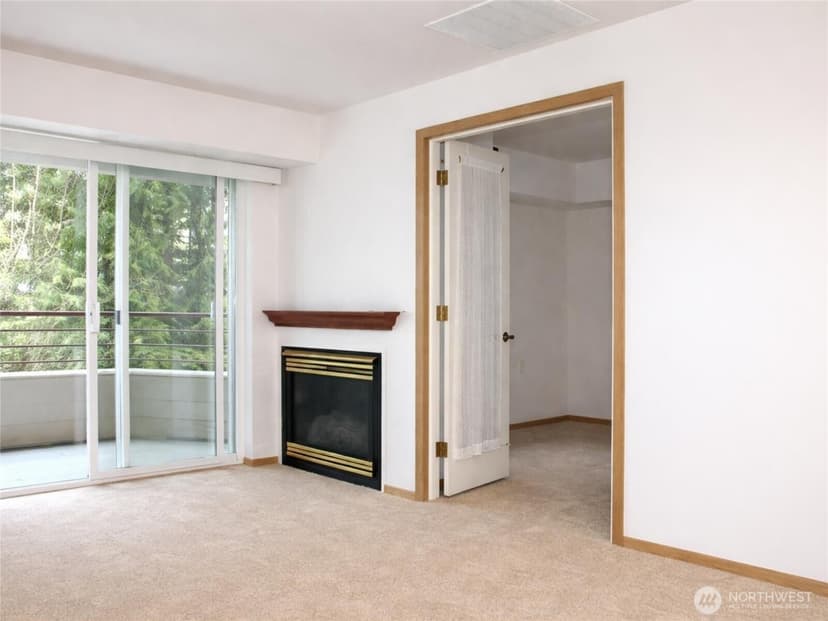 Property photo for 1684 152nd Avenue NE #W211, Bellevue photo 22