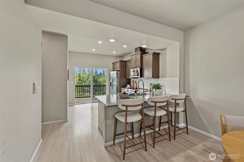 Property photo for 17541 110th Avenue E #C, Puyallup photo 8