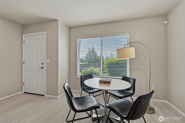 Property photo for 17541 110th Avenue E #C, Puyallup photo 4