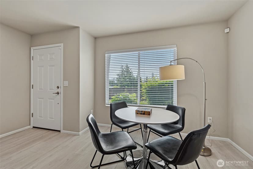 Property photo for 17541 110th Avenue E #C, Puyallup photo 4