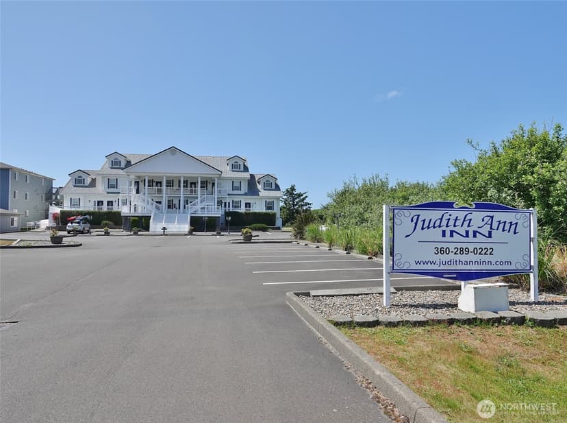 Property photo for 855 Ocean Shores Boulevard NW #203, Ocean Shores photo 35