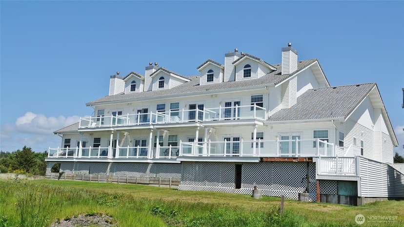 Property photo for 855 Ocean Shores Boulevard NW #203, Ocean Shores photo 33