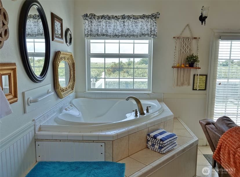 Property photo for 855 Ocean Shores Boulevard NW #203, Ocean Shores photo 18