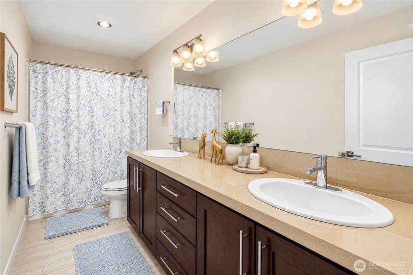 Property photo for 2020 129th Place SW #C, Everett photo 12