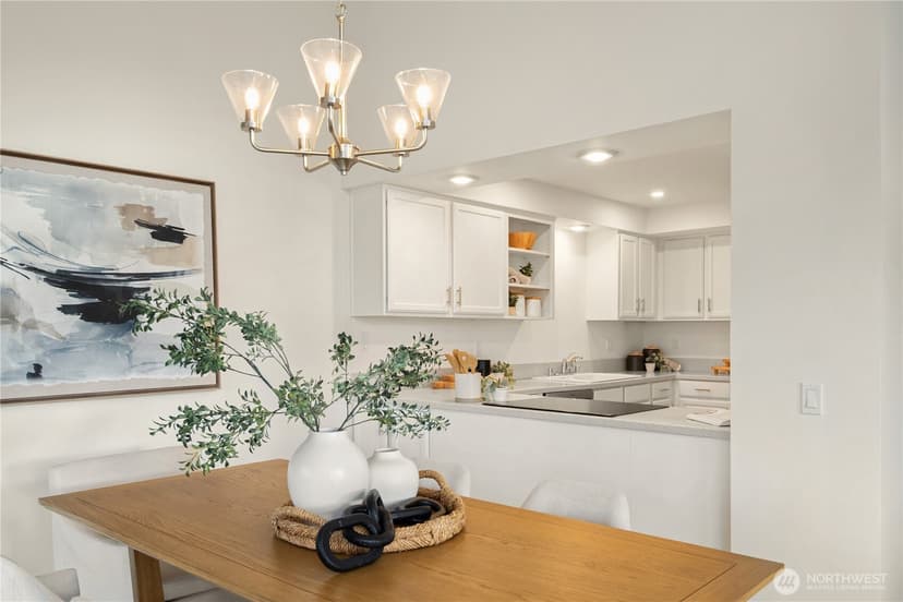 Property photo for 2616 4th Avenue N #405, Seattle photo 7
