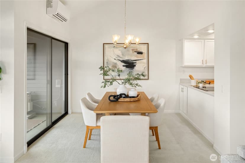 Property photo for 2616 4th Avenue N #405, Seattle photo 6