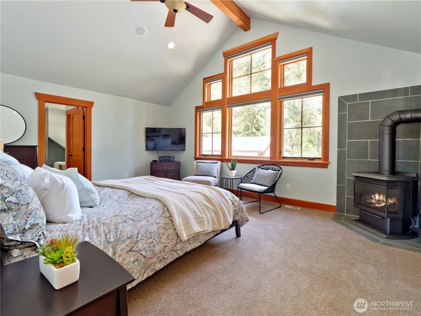 Property photo for 16931 Cedar Grove Rd. SE, Maple Valley photo 28