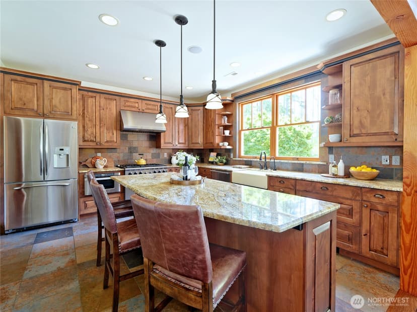 Property photo for 16931 Cedar Grove Rd. SE, Maple Valley photo 18