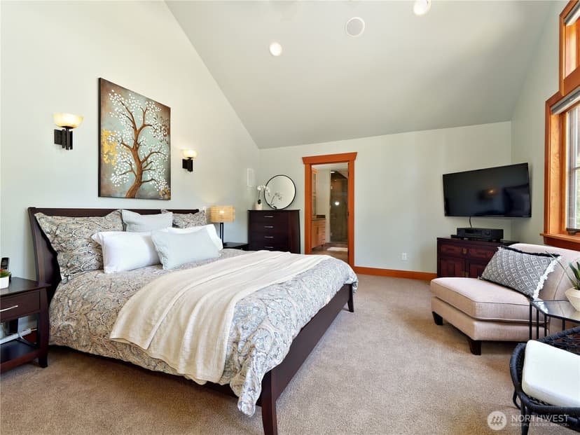 Property photo for 16931 Cedar Grove Rd. SE, Maple Valley photo 29