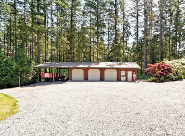 Property photo for 16931 Cedar Grove Rd. SE, Maple Valley photo 5