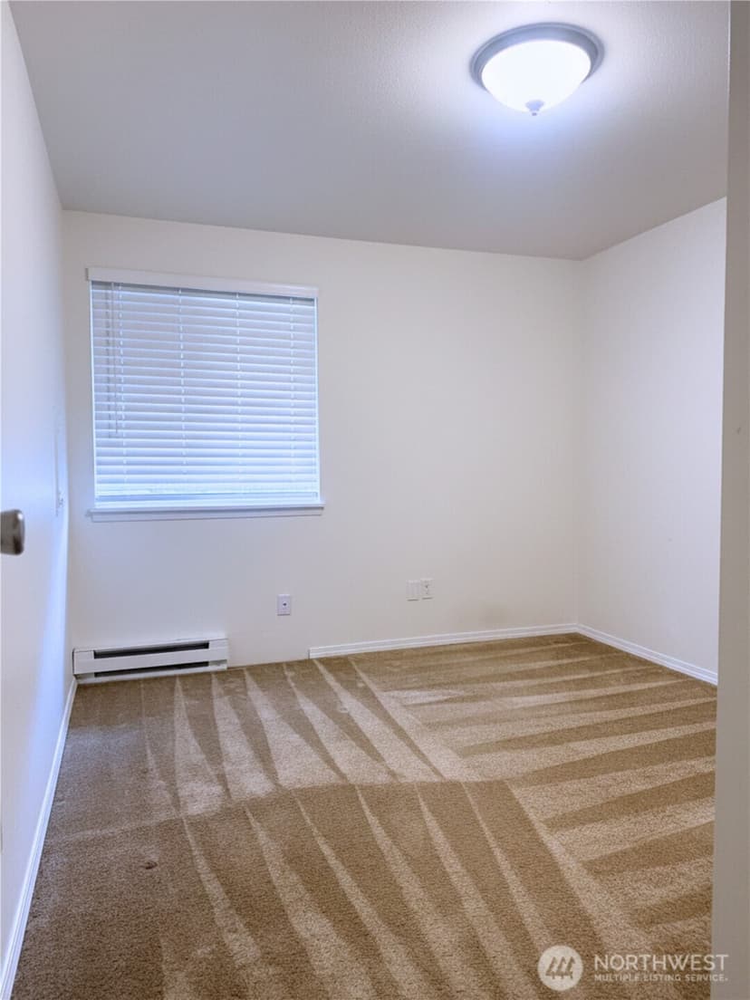 Property photo for 725 141st Place NE #4, Bellevue photo 11