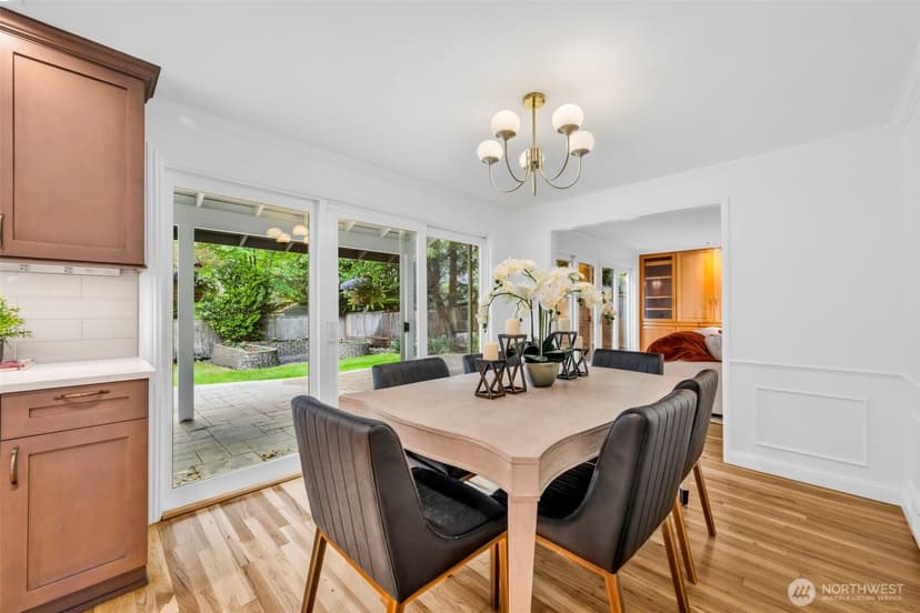 Property photo for 7928 SE 76th Street, Mercer Island photo 19