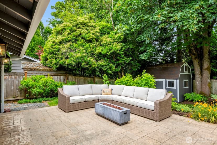 Property photo for 7928 SE 76th Street, Mercer Island photo 26