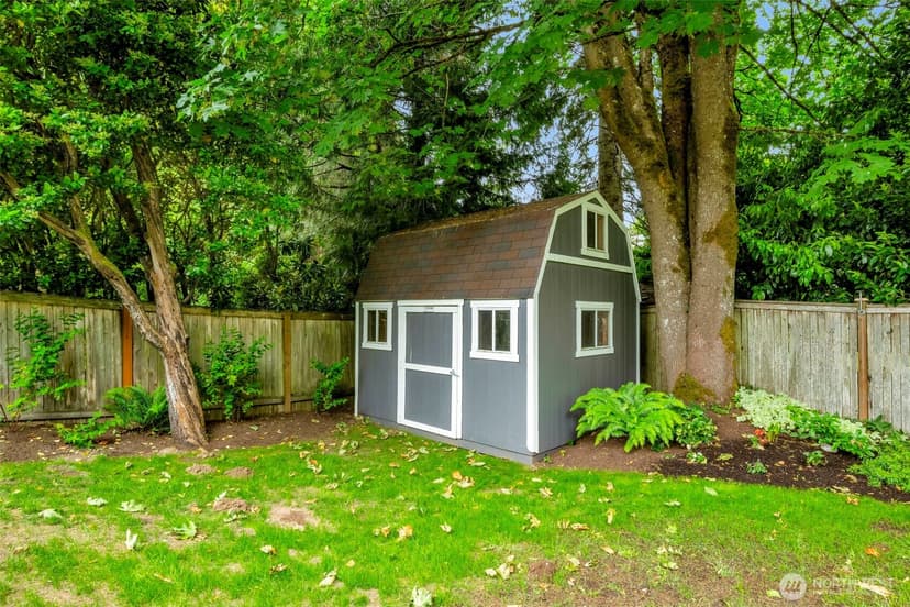 Property photo for 7928 SE 76th Street, Mercer Island photo 28
