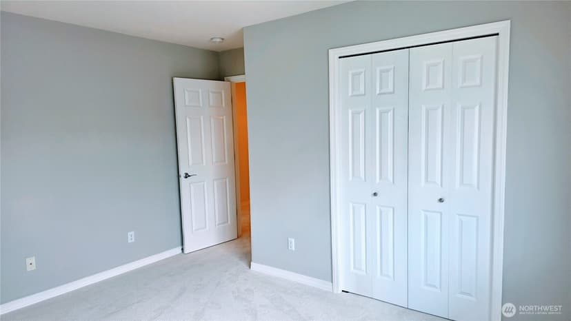 Property photo for 21612 129th Avenue SE, Kent photo 27
