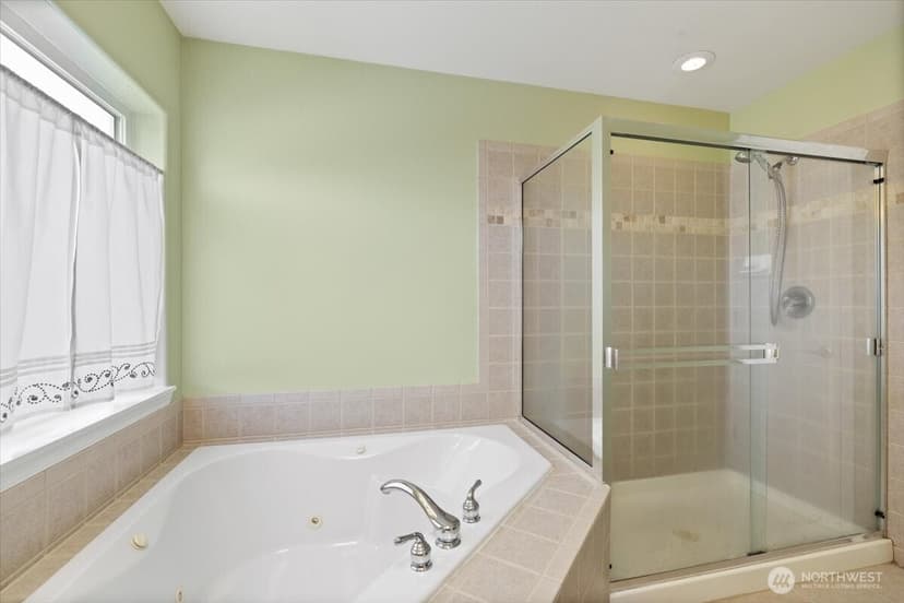 Property photo for 21612 129th Avenue SE, Kent photo 21