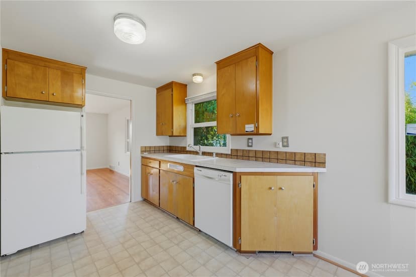 Property photo for 2210 N Mason Avenue, Tacoma photo 18