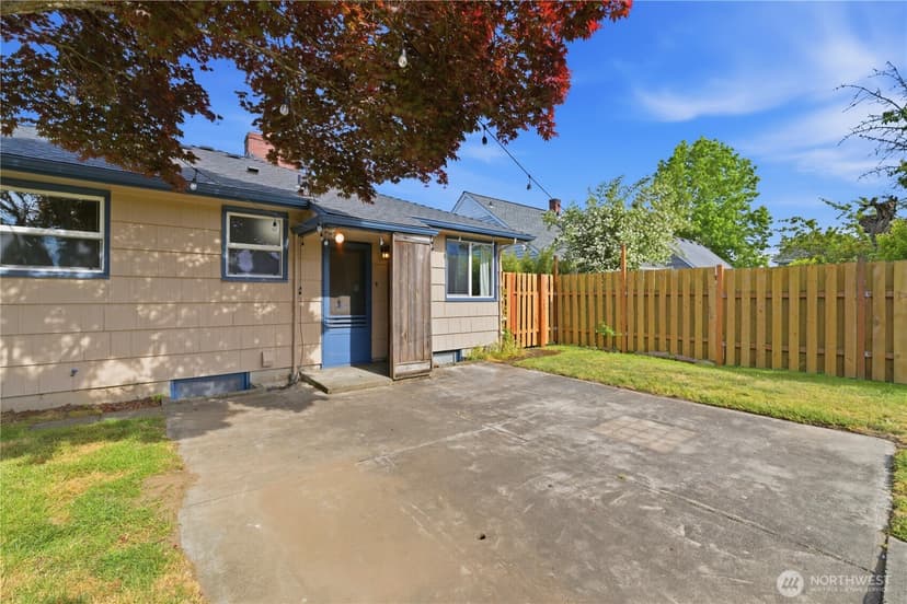Property photo for 2210 N Mason Avenue, Tacoma photo 32