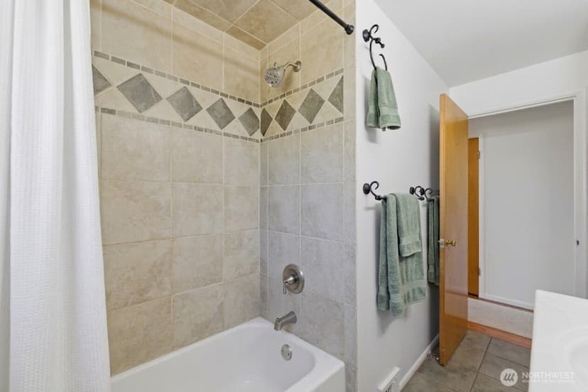 Property photo for 2210 N Mason Avenue, Tacoma photo 27