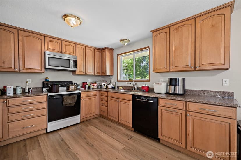 Property photo for 2521 Talbot Crest Drive S, Renton photo 11