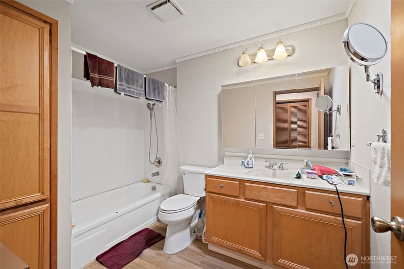 Property photo for 2521 Talbot Crest Drive S, Renton photo 16