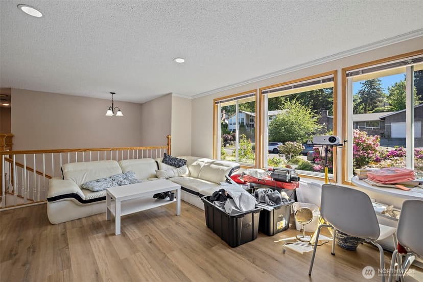 Property photo for 2521 Talbot Crest Drive S, Renton photo 7