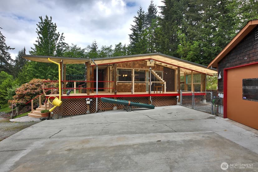 Property photo for 5214 Lakeside Drive, Langley photo 9